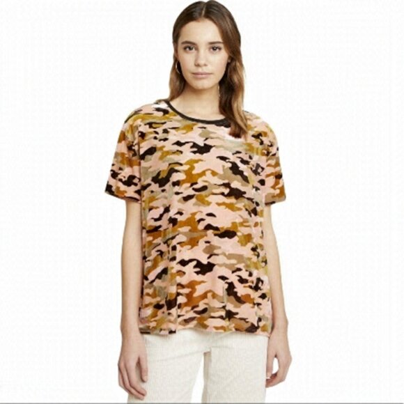 Free People We The Free Camouflage T Shirt size L - Picture 1 of 3